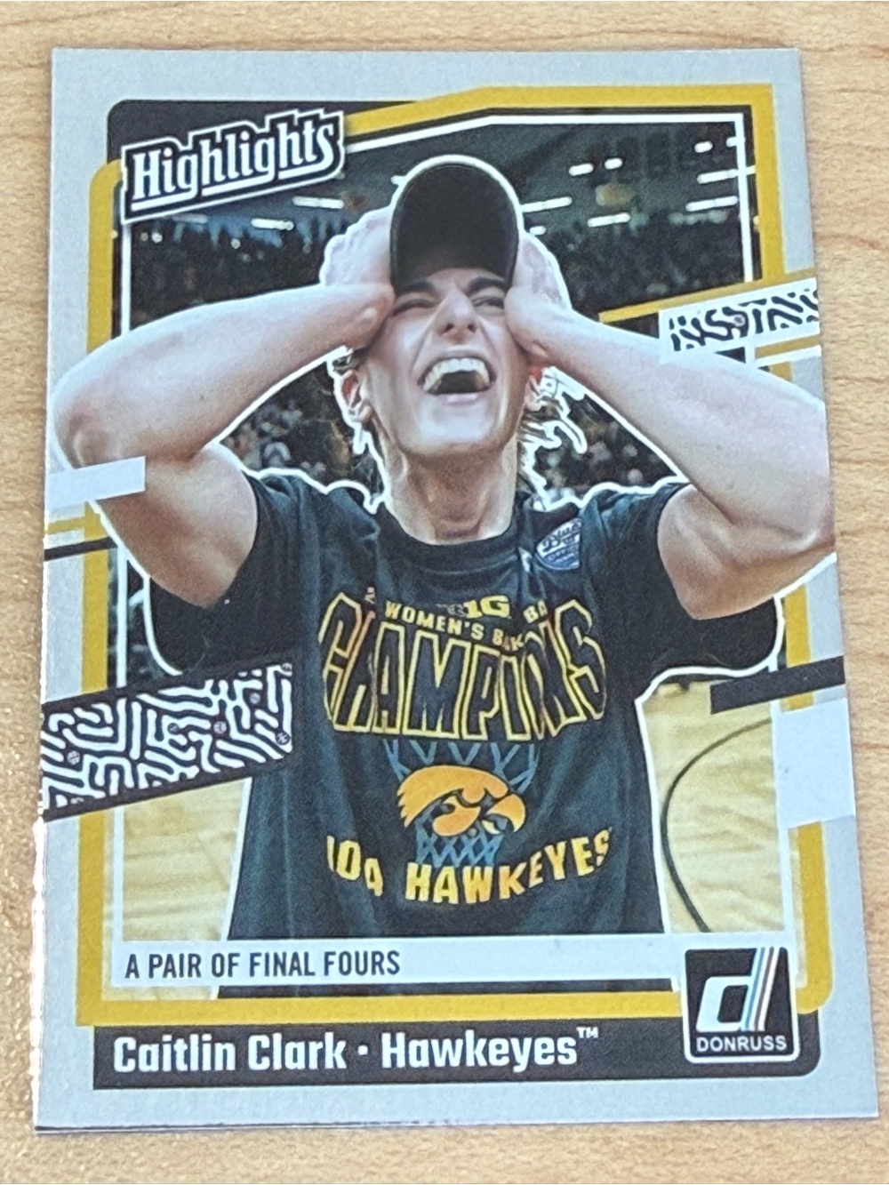 Panini Donruss Caitlin Clark Hawkeyes Yellow Black Champions Card